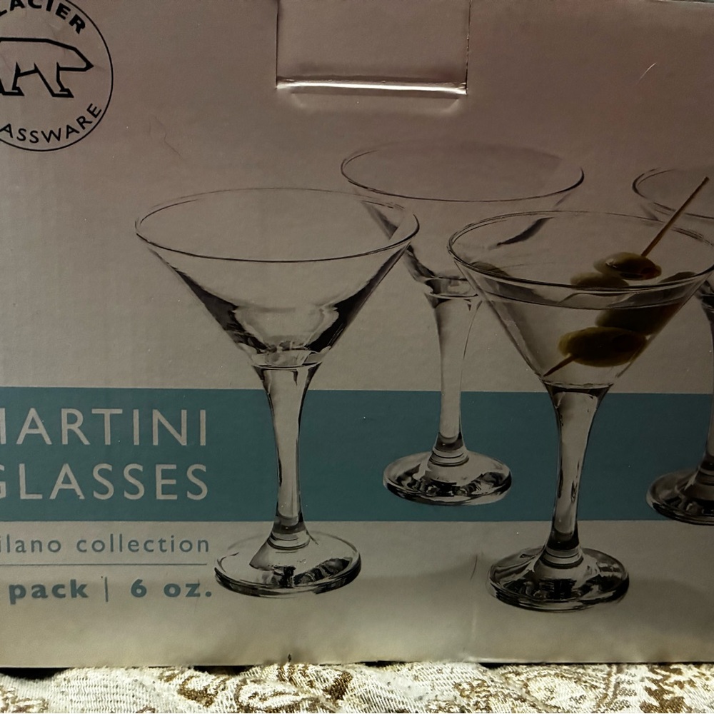 Glacier Martini Glasses - Clear 2 boxes total of 8 glasses
